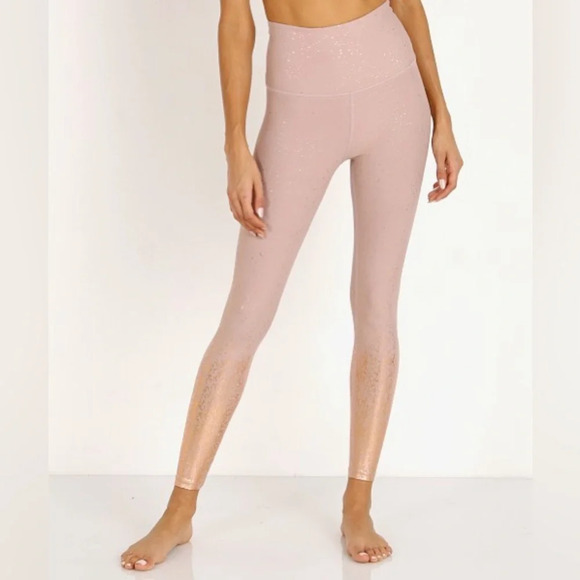 Beyond Yoga Alloy Ombre High Waisted Midi Legging in Pink/Silver Size S - Picture 1 of 17